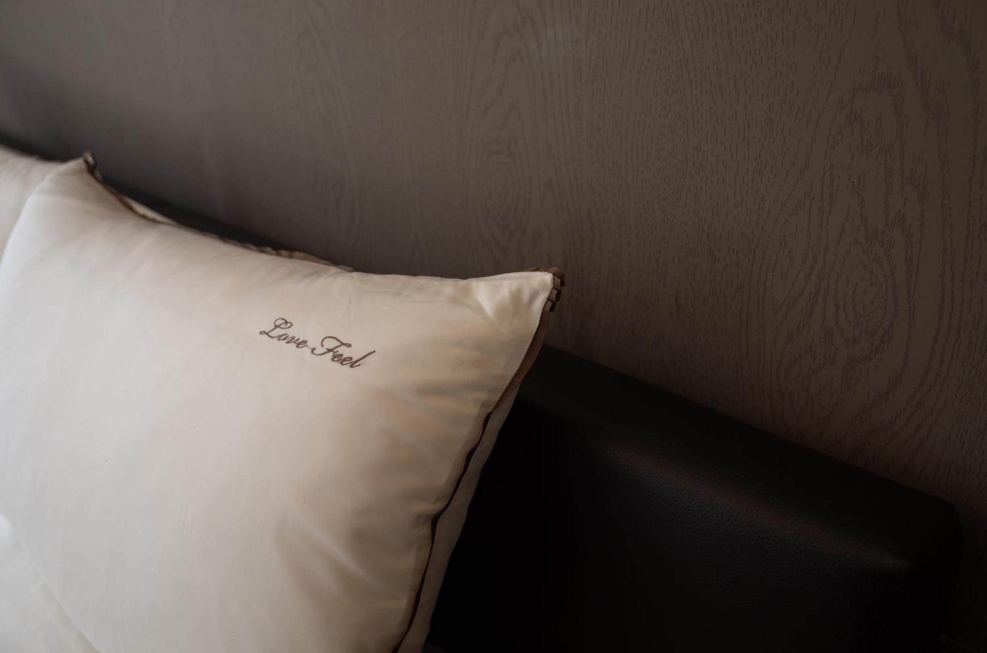 Shanghai Downtown Hills Boutique Guesthouse - Near Metro Line 7, Exit 3, Changping Road Rom bilde