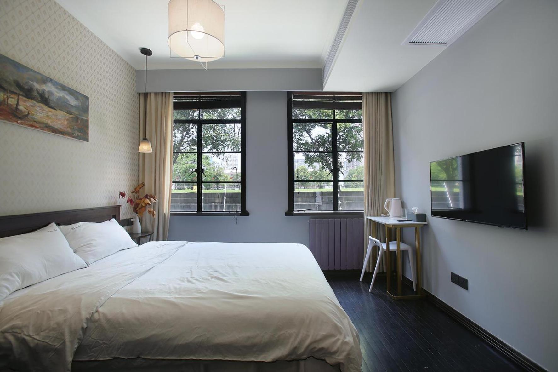 Shanghai Downtown Hills Boutique Guesthouse - Near Metro Line 7, Exit 3, Changping Road Rom bilde