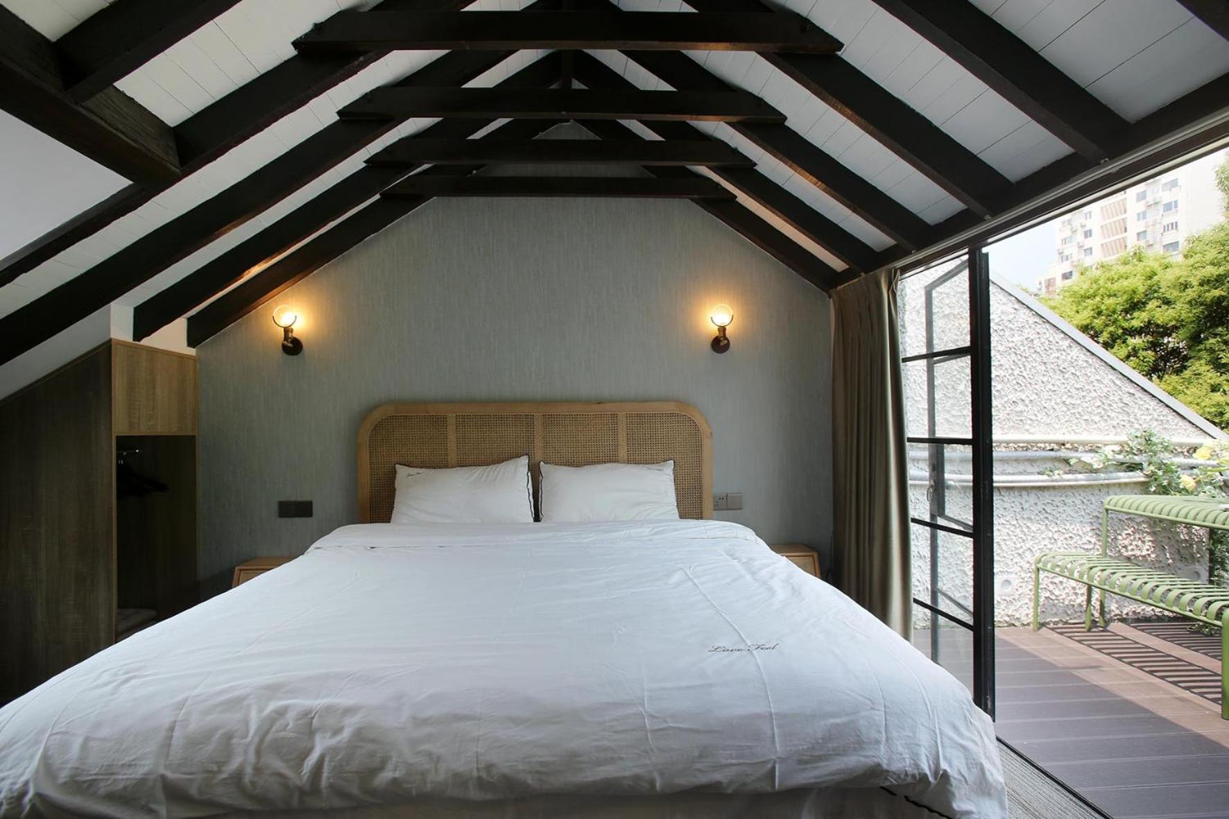 Shanghai Downtown Hills Boutique Guesthouse - Near Metro Line 7, Exit 3, Changping Road Rom bilde